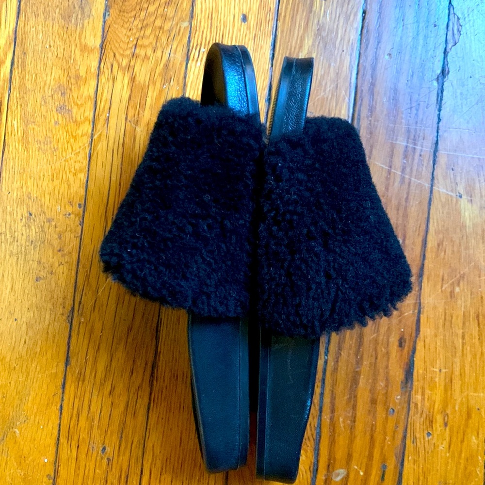 Jenni Kayne Shearling black slides. Size 37 (7) - Picture 2 of 4